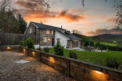 Land for sale in Bryneglwys