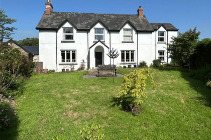1.6 acres of House with Land for sale in Umberleigh