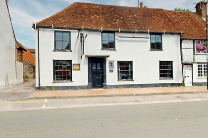 Pub for sale in Wokingham