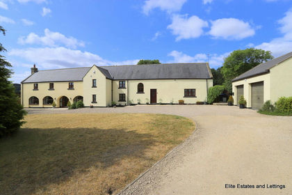 1.3 acres of House with Land for sale in Esh