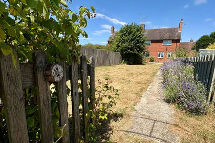 Development Land for sale in Ogbourne St. George