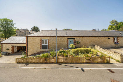 Barn Conversion for sale in Yardley Gobion