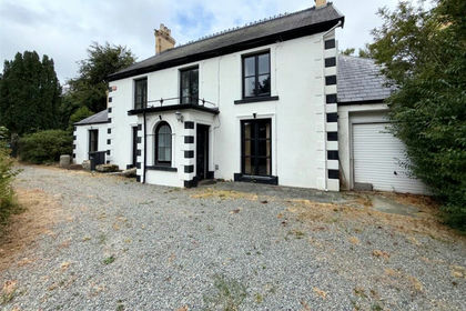 2 acres of House with Land for sale in Rhosyr