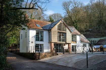 6.5 acres of House with Land for sale in Clent