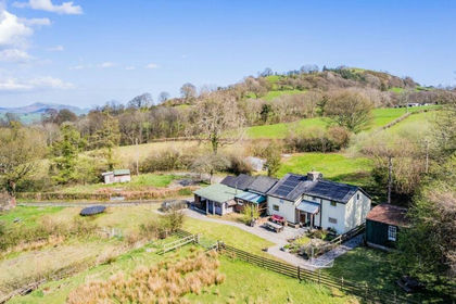 5 acres of Smallholding for sale in Llanrhaeadr-ym-Mochnant