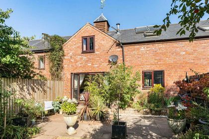 Barn Conversion for sale in Lucton
