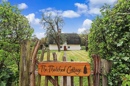 2 acres of Cottage for sale in Weston