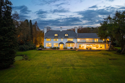 7 acres of House with Land for sale in Chester North and Neston