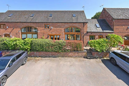 Barn Conversion for sale in Haughton