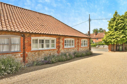 Land for sale in Syderstone