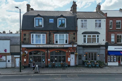 Pub for sale in Twickenham
