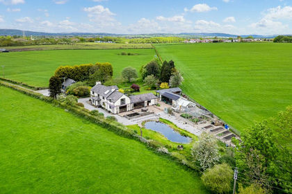 1 acre of House with Land for sale in Bury South