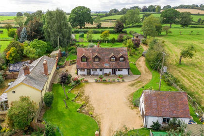 1 acre of House with Land for sale in Boraston