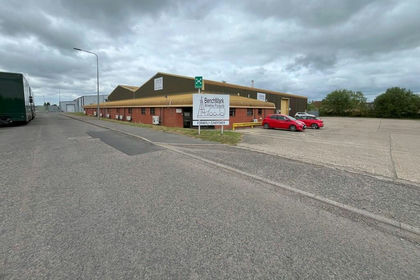 Warehouse for sale in Redenhall with Harleston