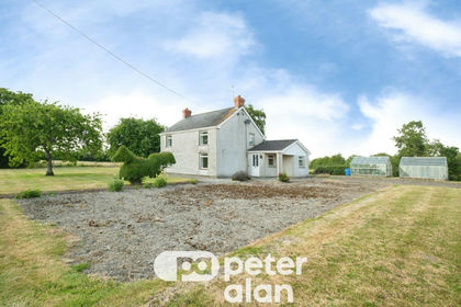 4.8 acres of House with Land for sale in Goldcliff