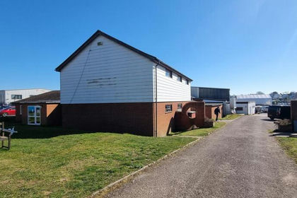 Warehouse for sale in Oulton Broad