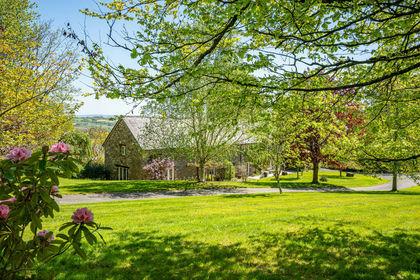 3.5 acres of House with Land for sale in Llanfoist Fawr