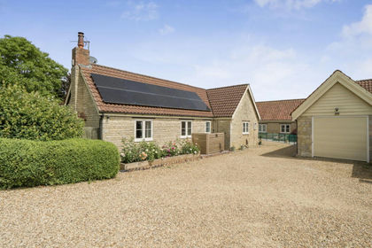 Barn Conversion for sale in Stretton