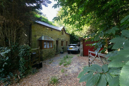1.2 acres of Cottage for sale in Westfield