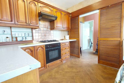 Cottage for sale in Bourne