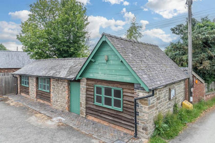 Barn Conversion for sale in Clunbury