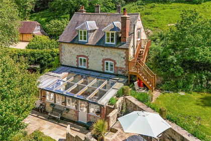 8.7 acres of House with Land for sale in Hawkley