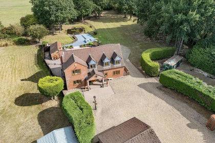 1.7 acres of Land for sale in Wythall