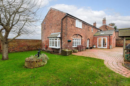 Land for sale in Tarvin