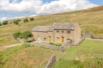 Barn Conversion for sale in Laneshaw Bridge