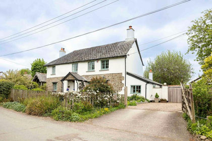 1.2 acres of Cottage for sale in Horwood, Lovacott and Newton Tracey