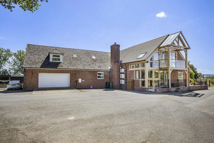 6.3 acres of House with Land for sale in Marden