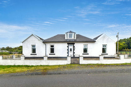 2 acres of House with Land for sale in Kilmarnock and Loudoun