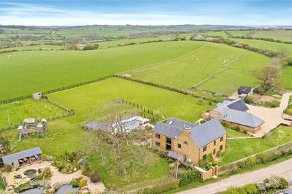 6.8 acres of Country Estate for sale in Tilton on the Hill and Halstead