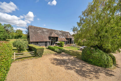 2 acres of Barn Conversion for sale in Horton Kirby and South Darenth
