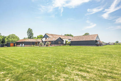 Barn Conversion for sale in Caston