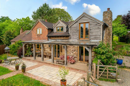 2.3 acres of Land for sale in Coreley