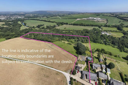 6.4 acres of Equestrian property for sale in Adlington