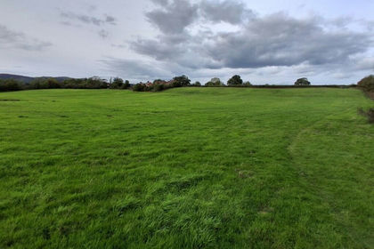 16 acres of Grazing Land for sale in Castlemorton