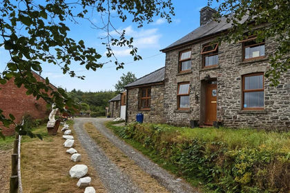 8 acres of Smallholding for sale in Llanfair Clydogau