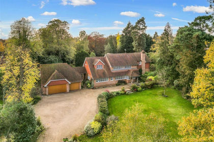 1 acre of Land for sale in Ingatestone and Fryerning