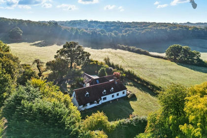 7.5 acres of Land for sale in Theydon Mount