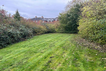 Land for sale in Chartham