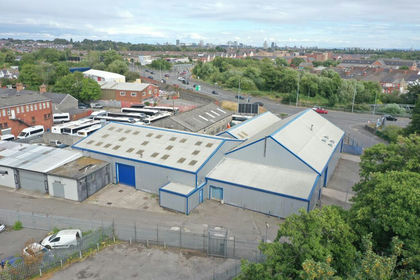 Warehouse for sale in Ely