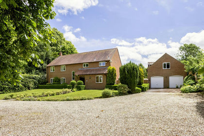 2.4 acres of Agricultural Land for sale in Broad Town