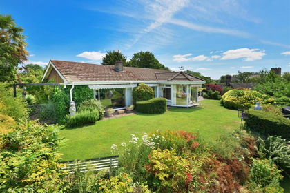 1.3 acres of House with Land for sale in Byford