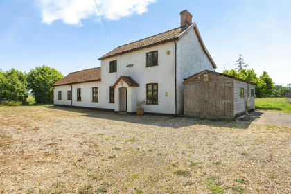 1.3 acres of House with Land for sale in Shropham