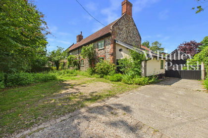 Cottage for sale in Hockham