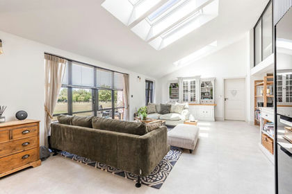 4.5 acres of House with Land for sale in Stibbard