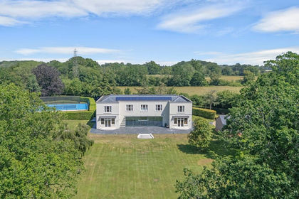3.8 acres of Country Home for sale in Rushbrooke with Rougham