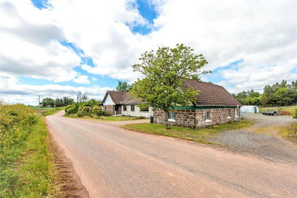 7 acres of House with Land for sale in West Aberdeenshire and Kincardine